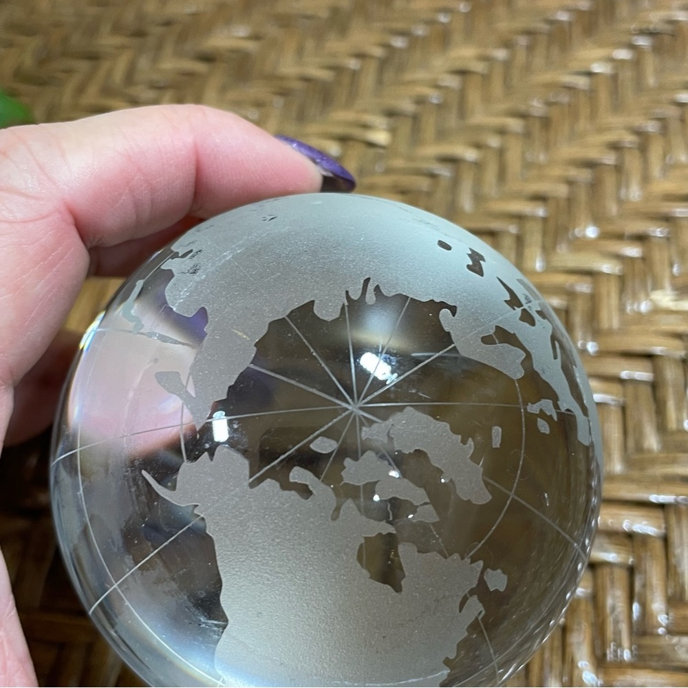 Vintage Glass World Globe Paper Weight Signed - Picture 5 of 9